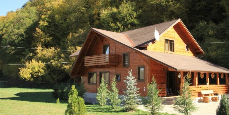 Pensiunea Sequoia in Săcueu, Romania